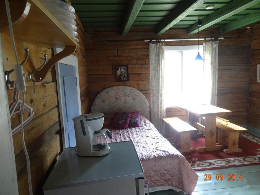 Vuohensaari Camping Ahtela'S Cottage 萨罗 外观 照片